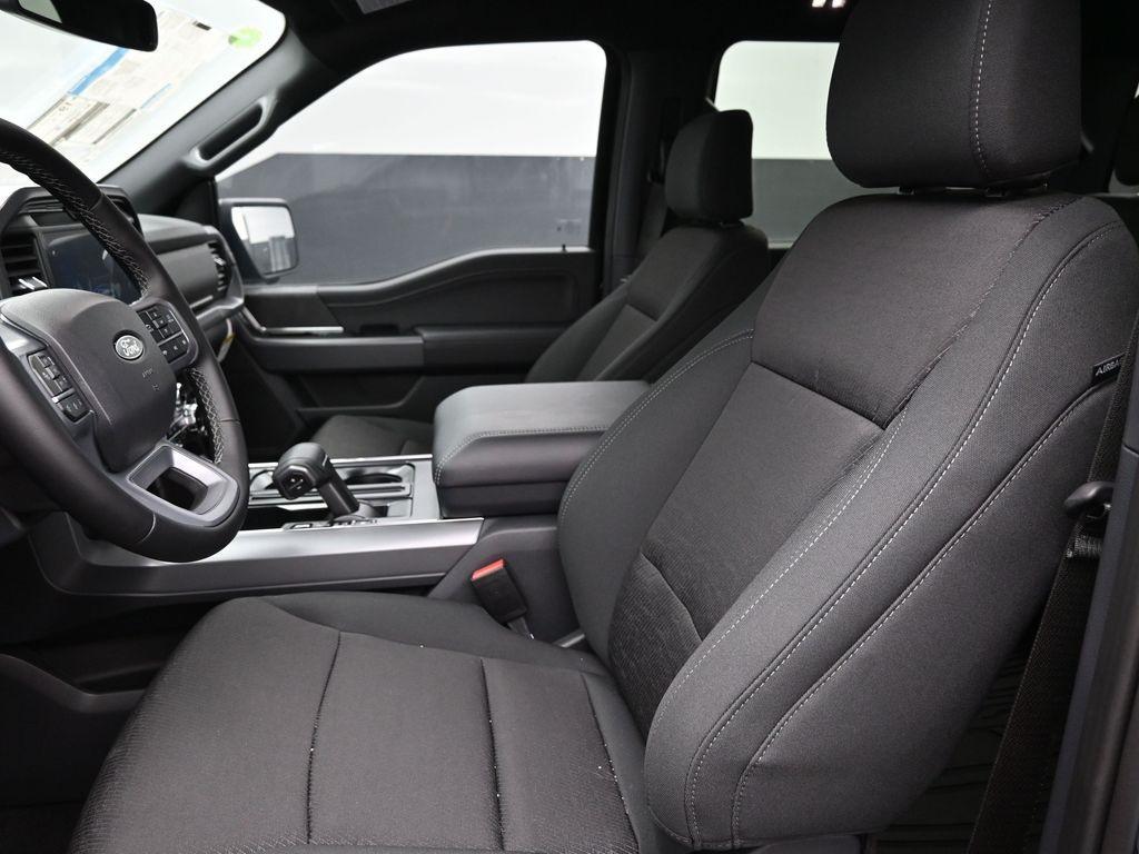new 2025 Ford F-150 car, priced at $62,600