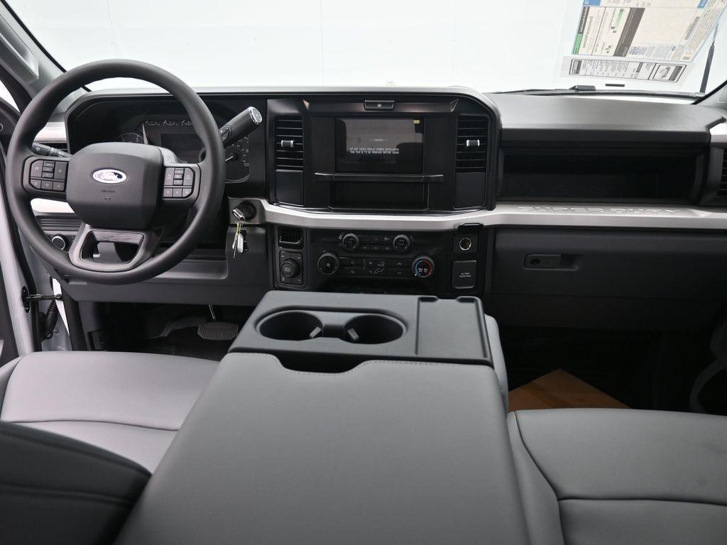 new 2025 Ford F-250 car, priced at $59,874