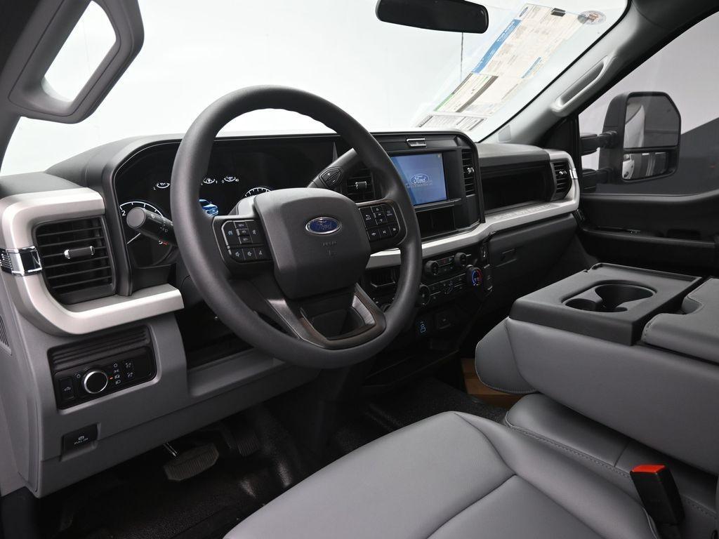 new 2025 Ford F-250 car, priced at $59,874