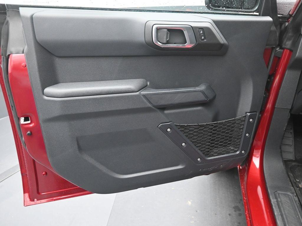 new 2025 Ford Bronco car, priced at $42,268