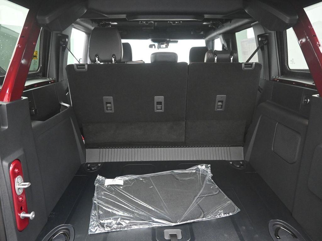 new 2025 Ford Bronco car, priced at $42,268