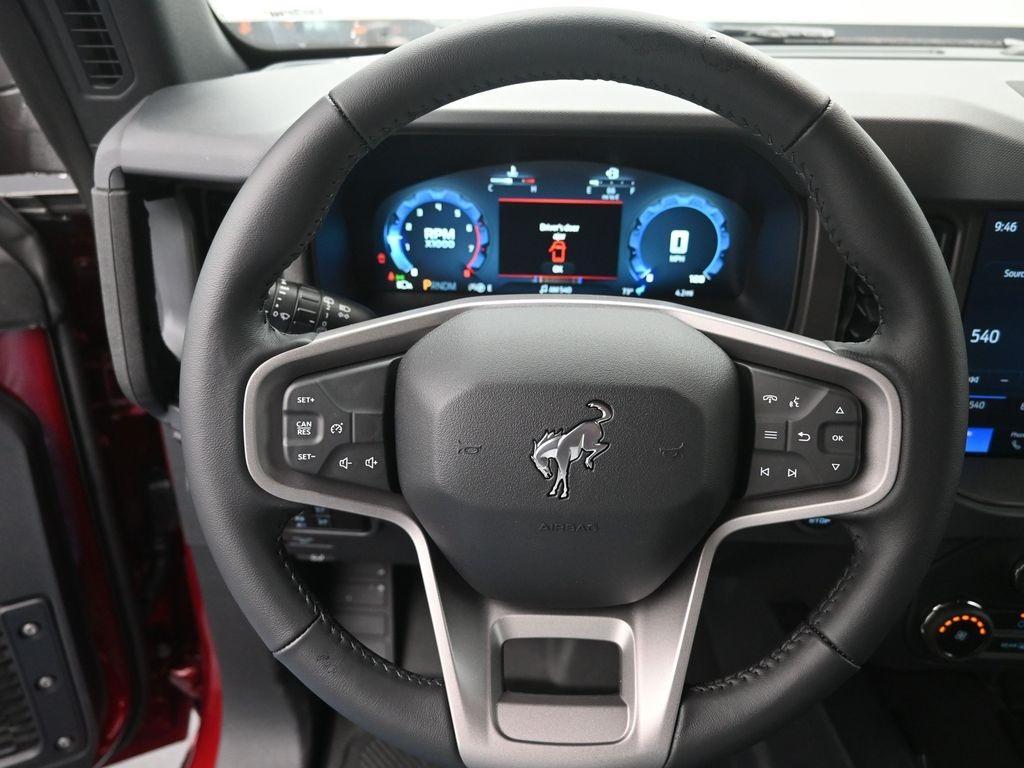 new 2025 Ford Bronco car, priced at $42,268