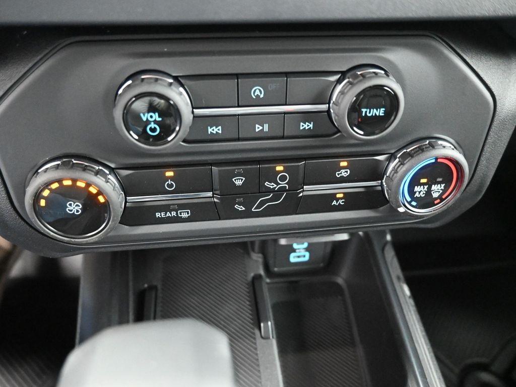 new 2025 Ford Bronco car, priced at $42,268