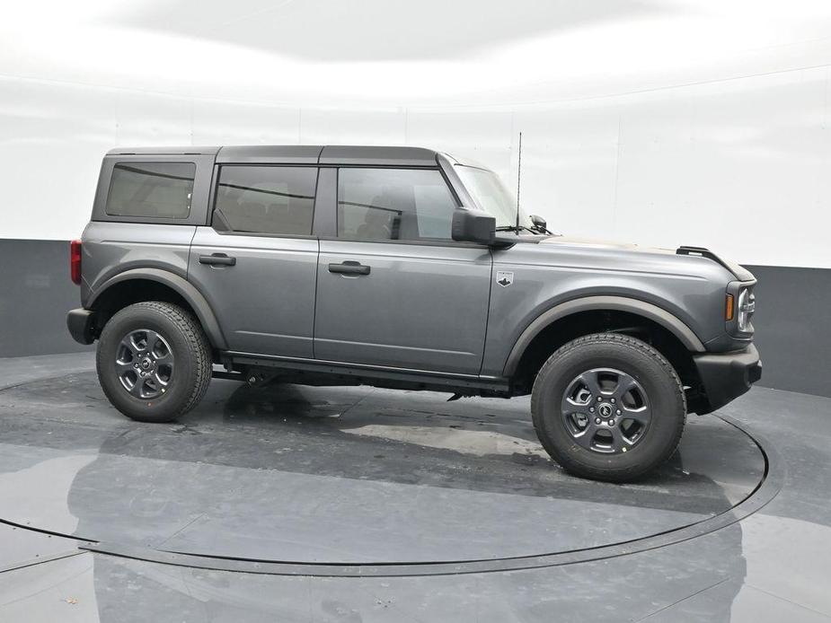 new 2024 Ford Bronco car, priced at $42,884