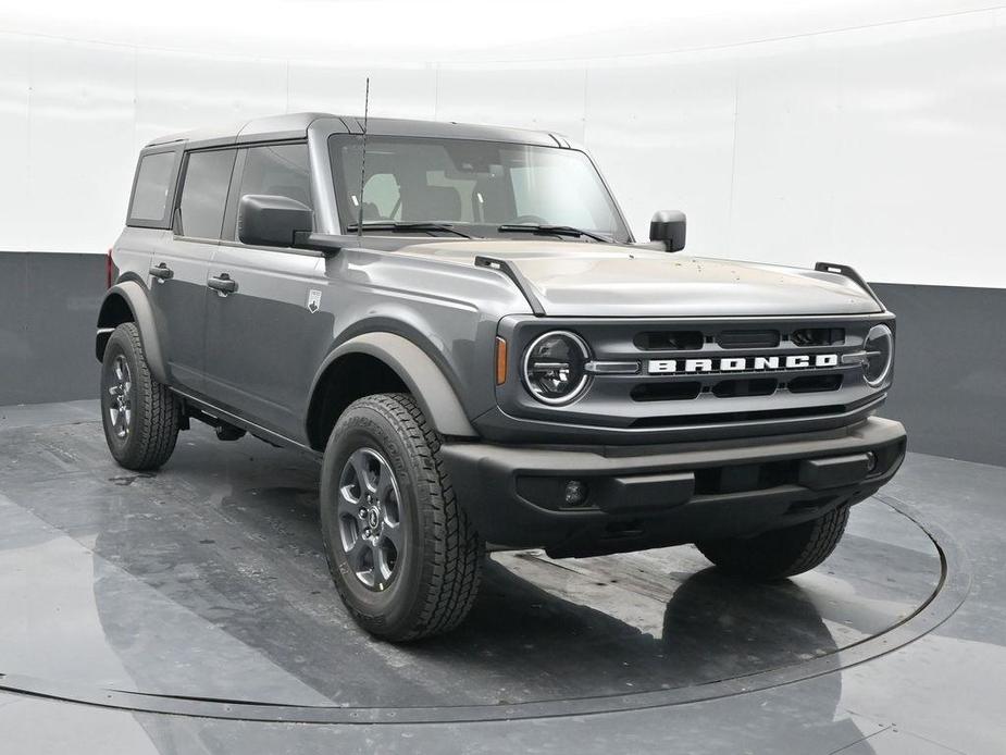 new 2024 Ford Bronco car, priced at $42,884