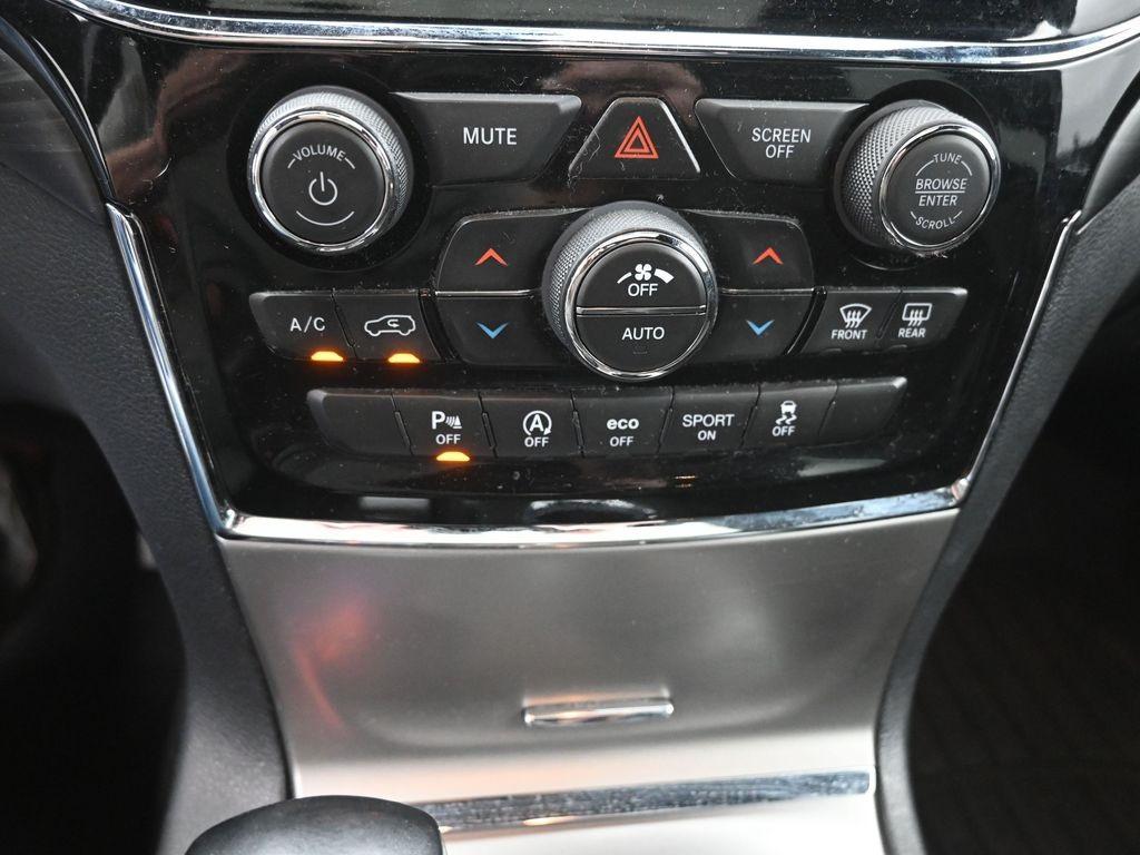 used 2020 Jeep Grand Cherokee car, priced at $22,321