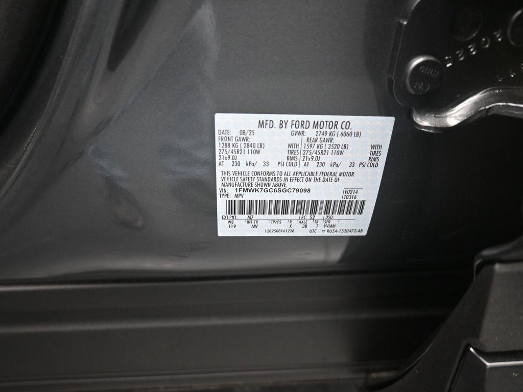 new 2025 Ford Explorer car, priced at $52,475