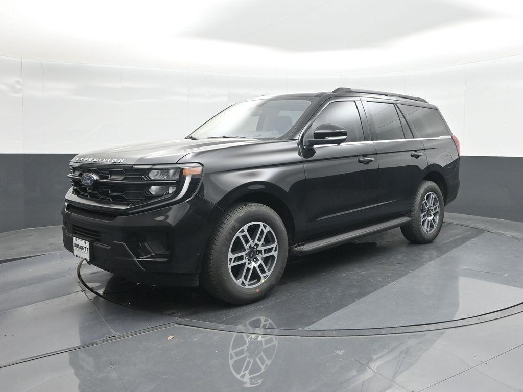 new 2025 Ford Expedition car, priced at $63,366