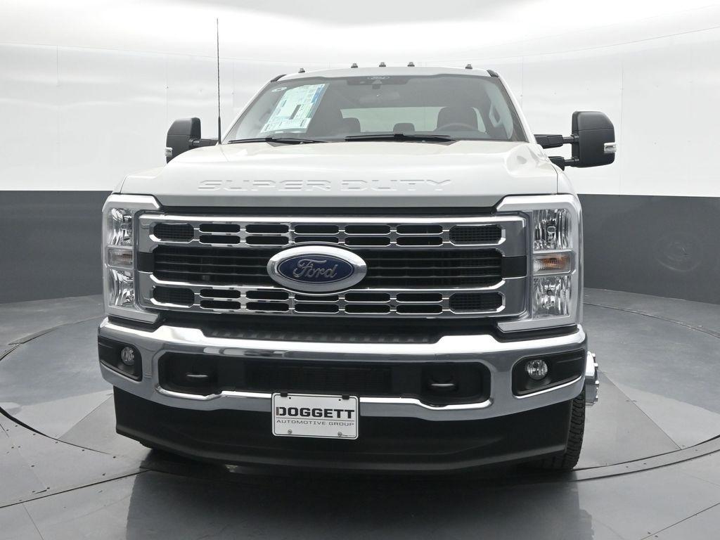 new 2025 Ford F-350 car, priced at $73,470