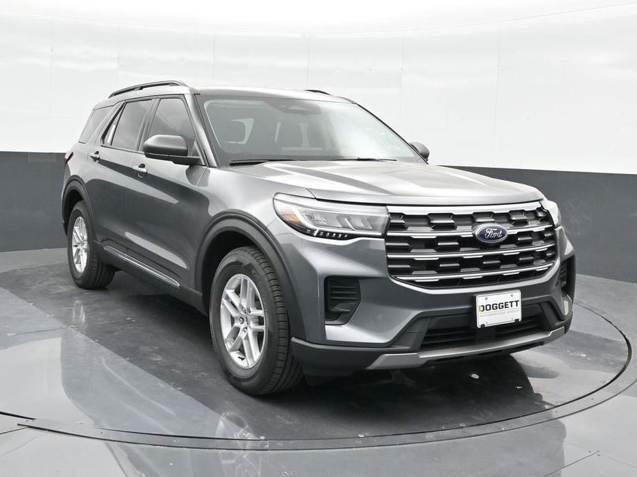 new 2025 Ford Explorer car, priced at $37,377