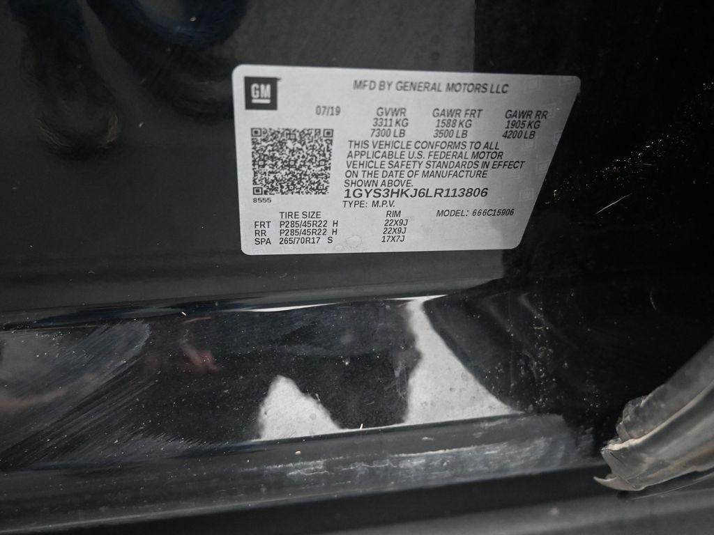 used 2020 Cadillac Escalade ESV car, priced at $32,691