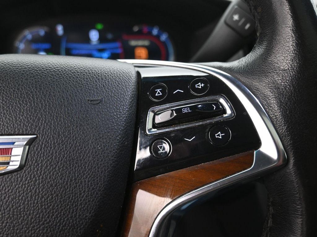 used 2020 Cadillac Escalade ESV car, priced at $32,691