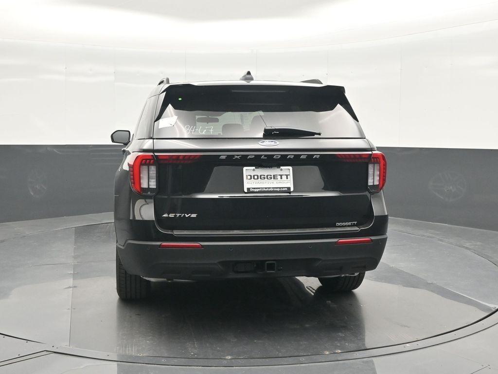 new 2025 Ford Explorer car, priced at $37,740