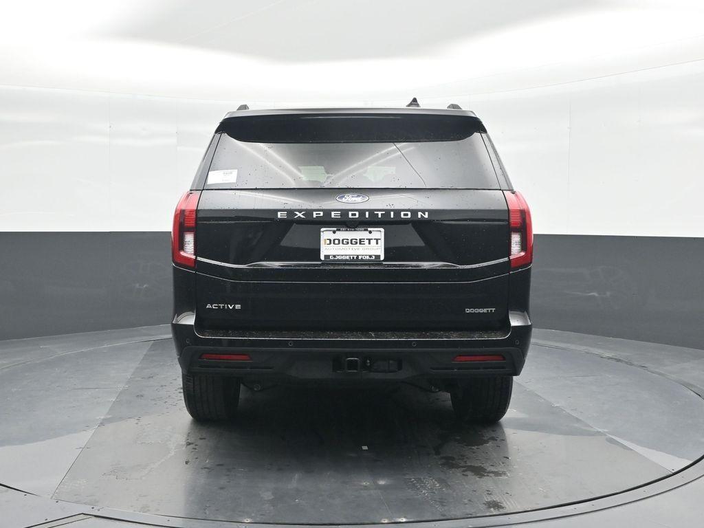 new 2025 Ford Expedition car, priced at $65,826