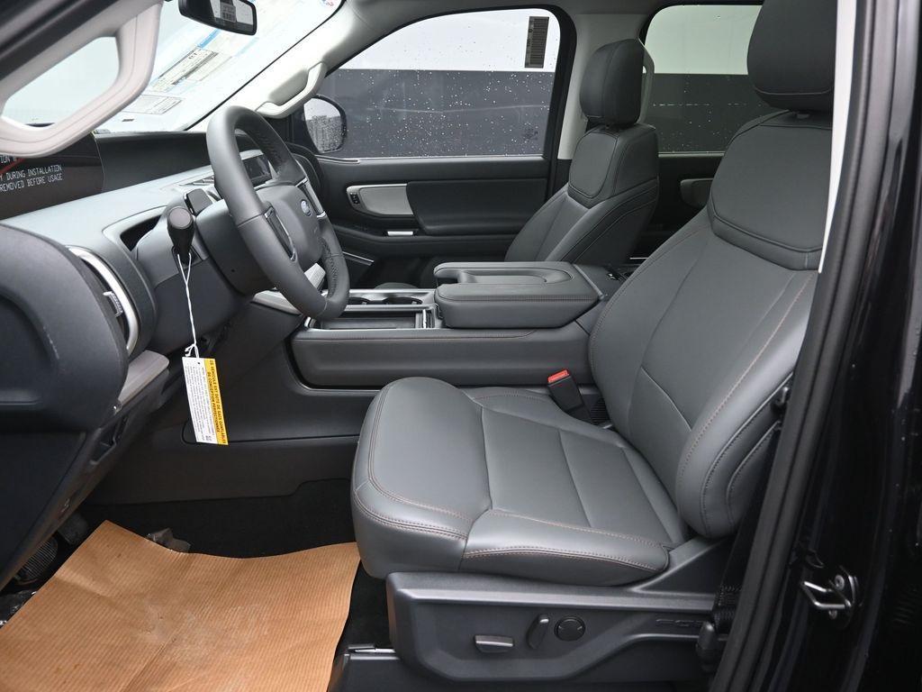 new 2025 Ford Expedition car, priced at $65,826