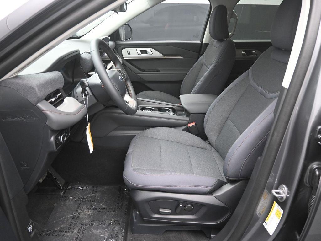 new 2025 Ford Explorer car, priced at $37,740