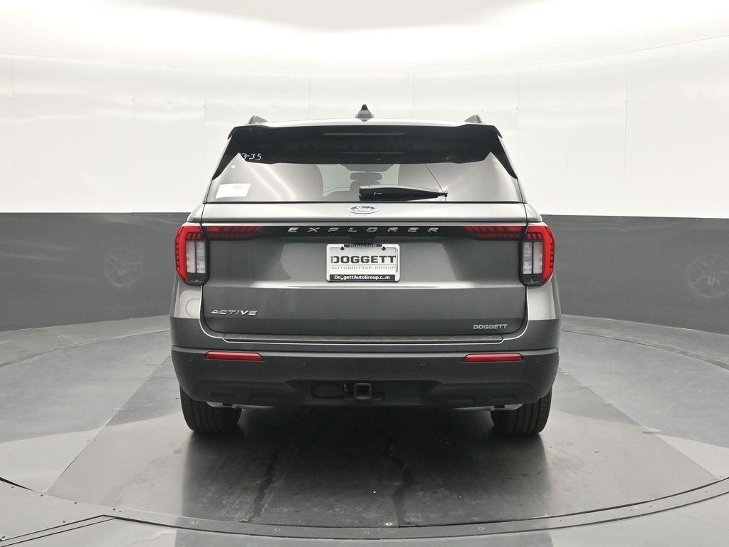 new 2025 Ford Explorer car, priced at $37,740