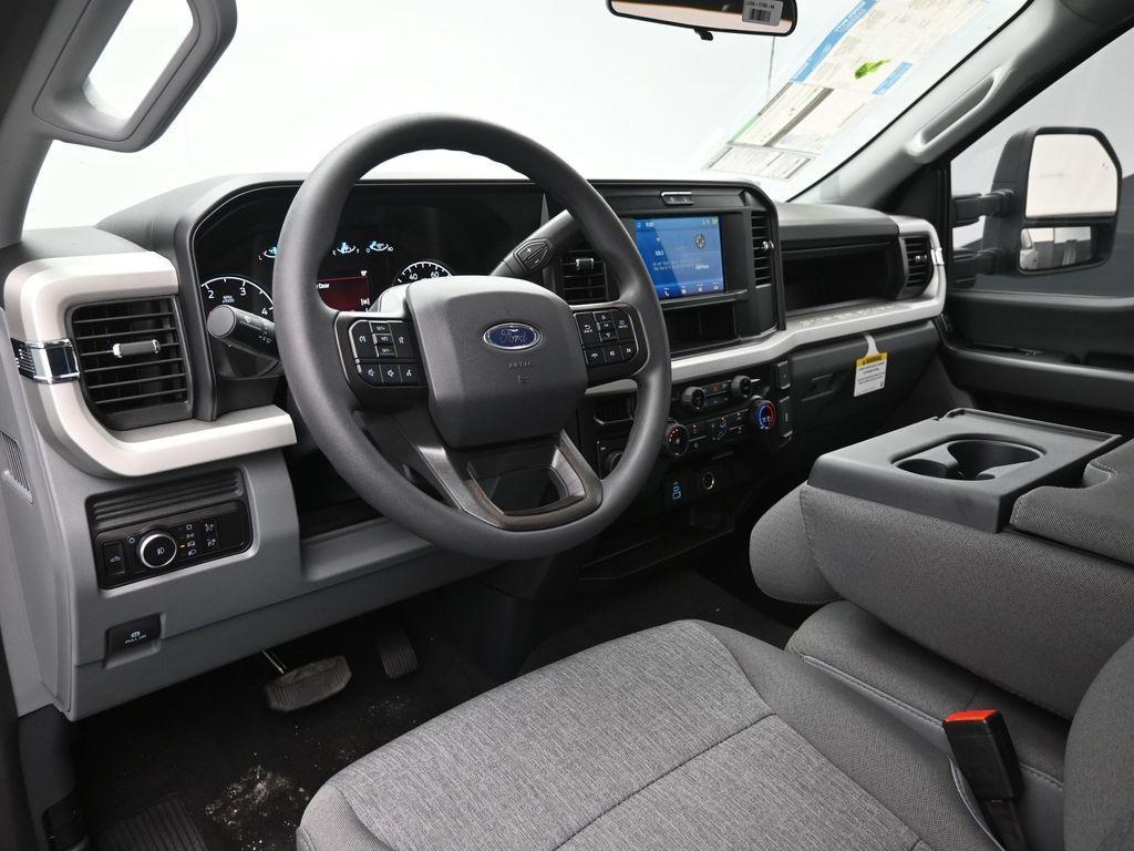 new 2025 Ford F-250 car, priced at $62,782