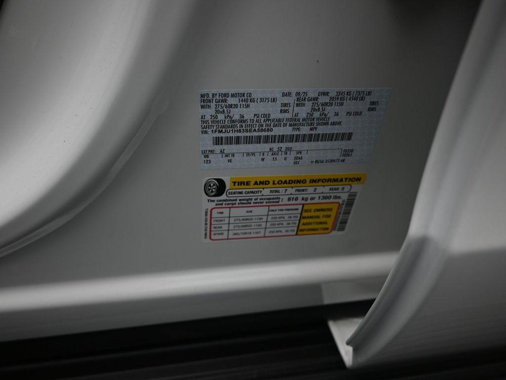 new 2025 Ford Expedition car, priced at $65,328