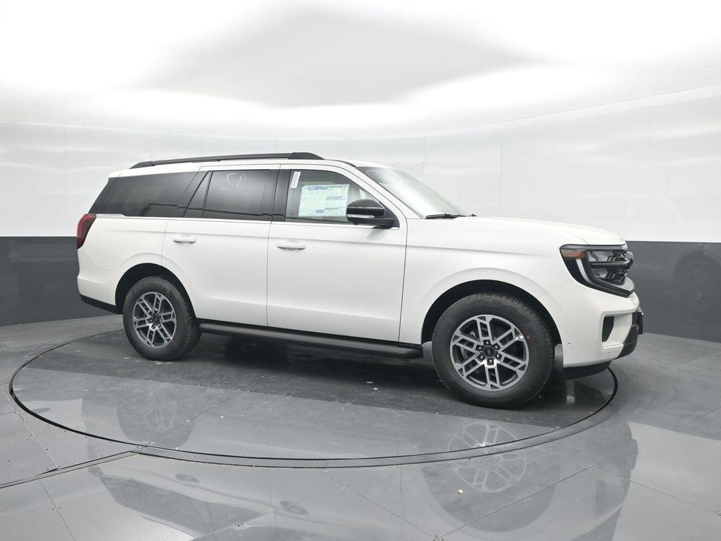 new 2025 Ford Expedition car, priced at $65,328
