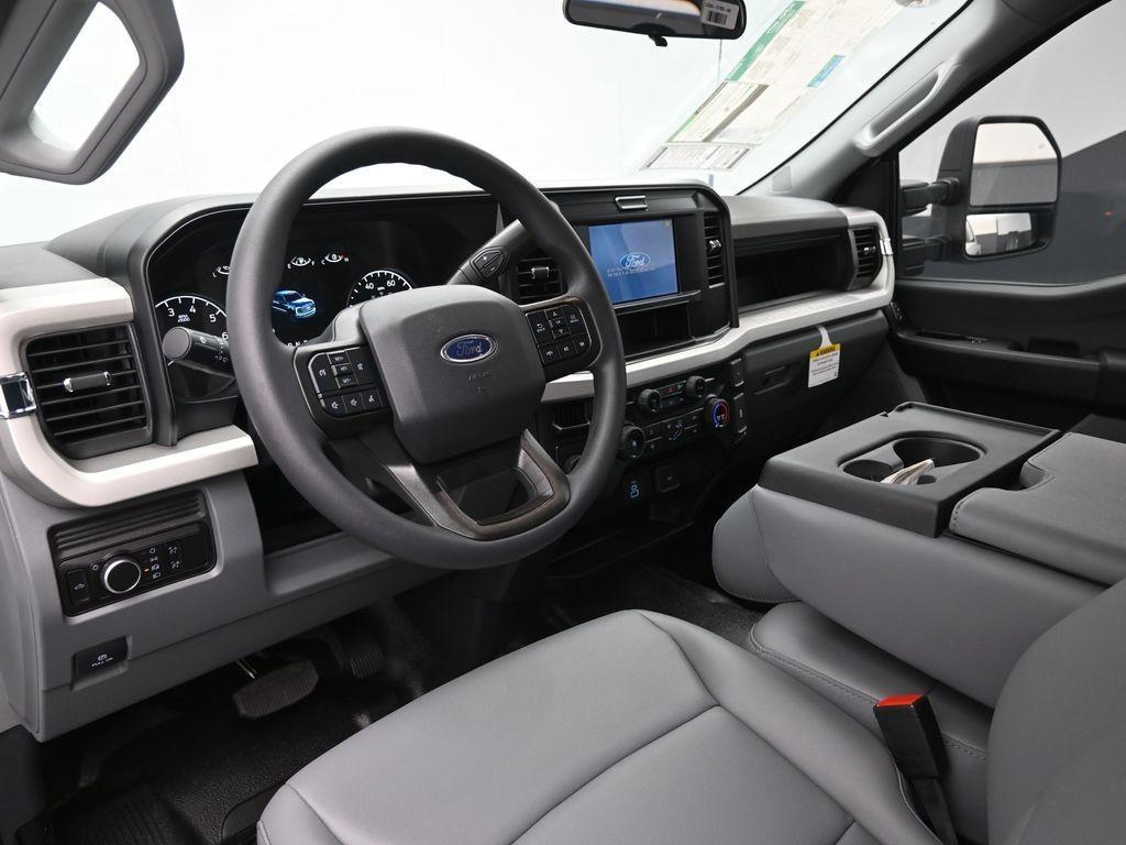 new 2025 Ford F-350 car, priced at $51,190