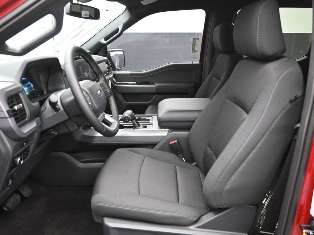 new 2025 Ford F-150 car, priced at $54,313