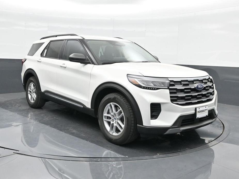 new 2025 Ford Explorer car, priced at $37,125