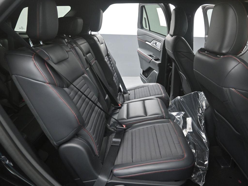 new 2025 Ford Explorer car, priced at $44,846