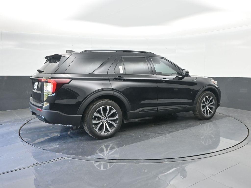 new 2025 Ford Explorer car, priced at $44,846