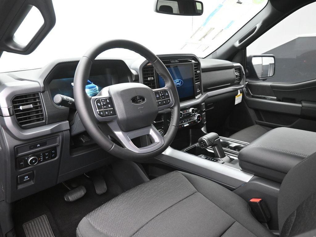 new 2025 Ford F-150 car, priced at $60,904