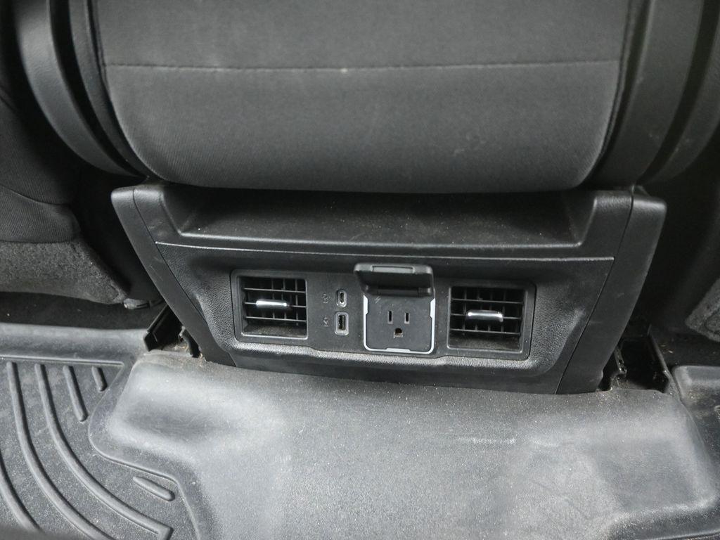 used 2023 GMC Sierra 1500 car, priced at $37,991