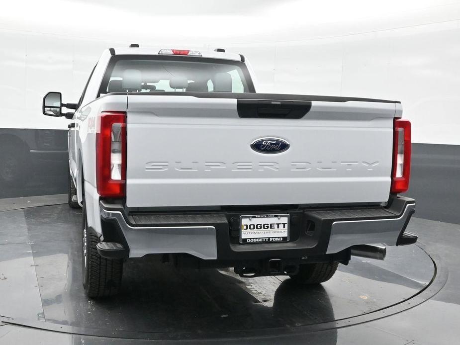 new 2024 Ford F-250 car, priced at $49,358