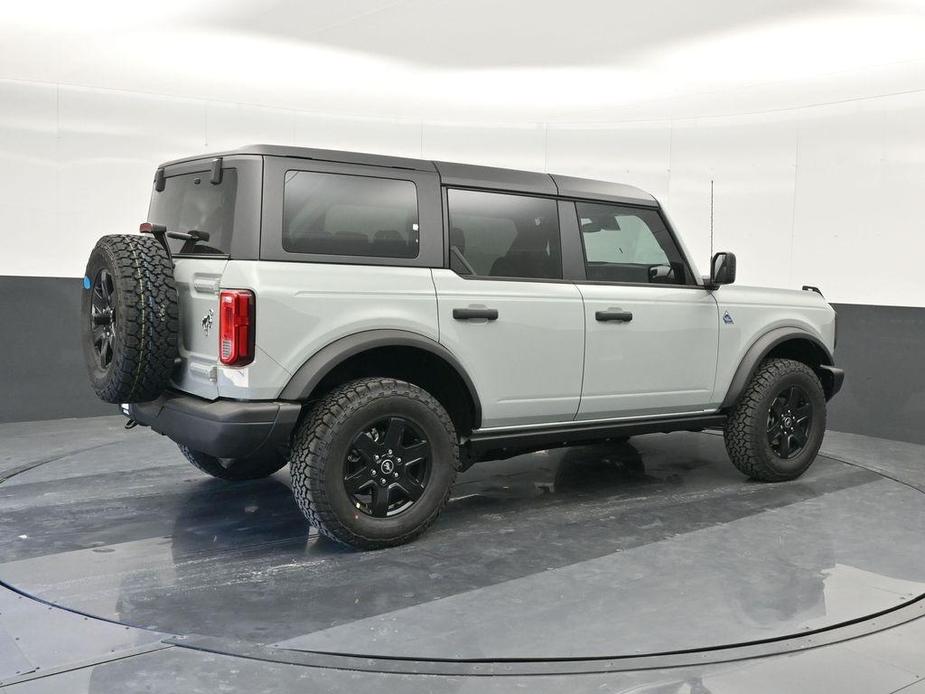 new 2024 Ford Bronco car, priced at $44,037