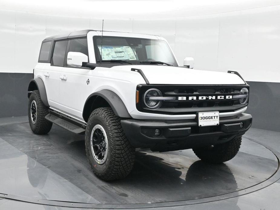 new 2024 Ford Bronco car, priced at $59,404