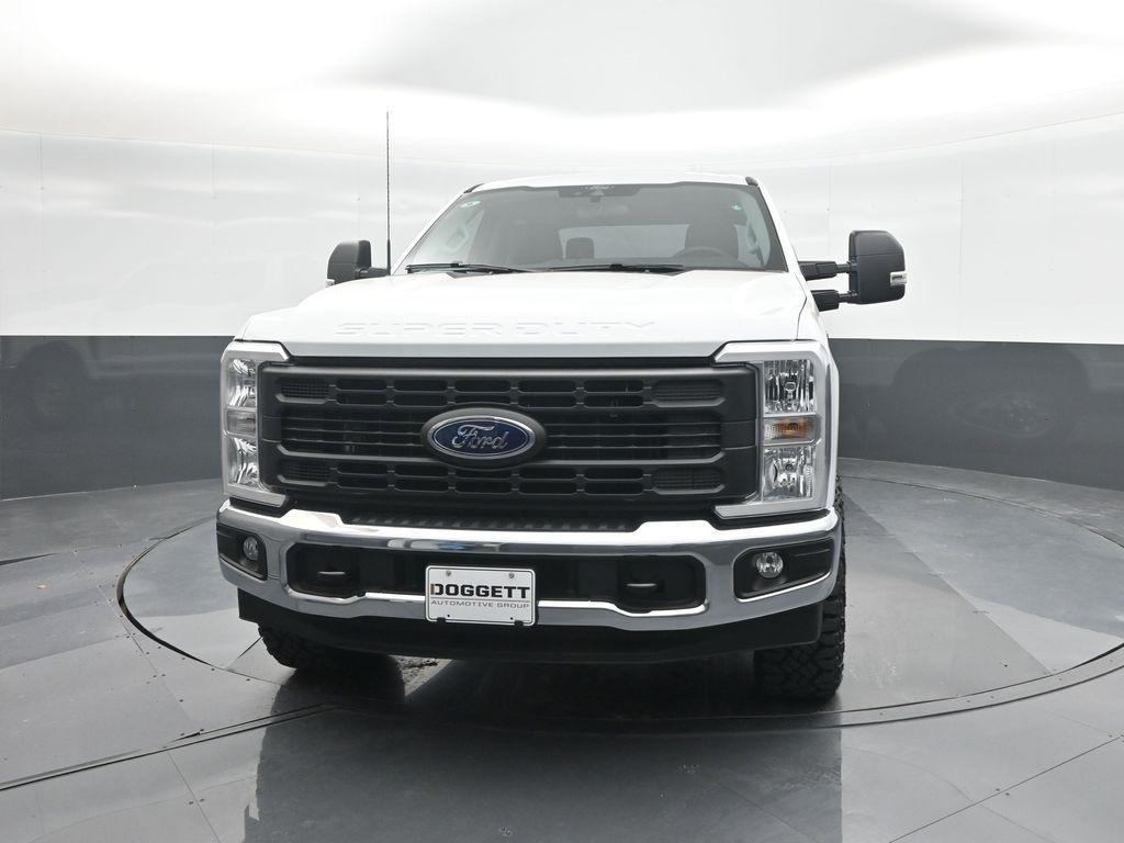 new 2025 Ford F-250 car, priced at $59,047