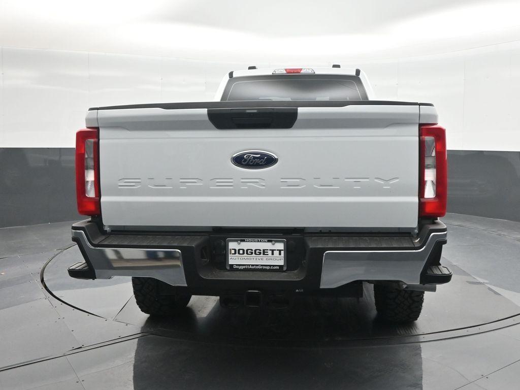 new 2025 Ford F-250 car, priced at $59,047
