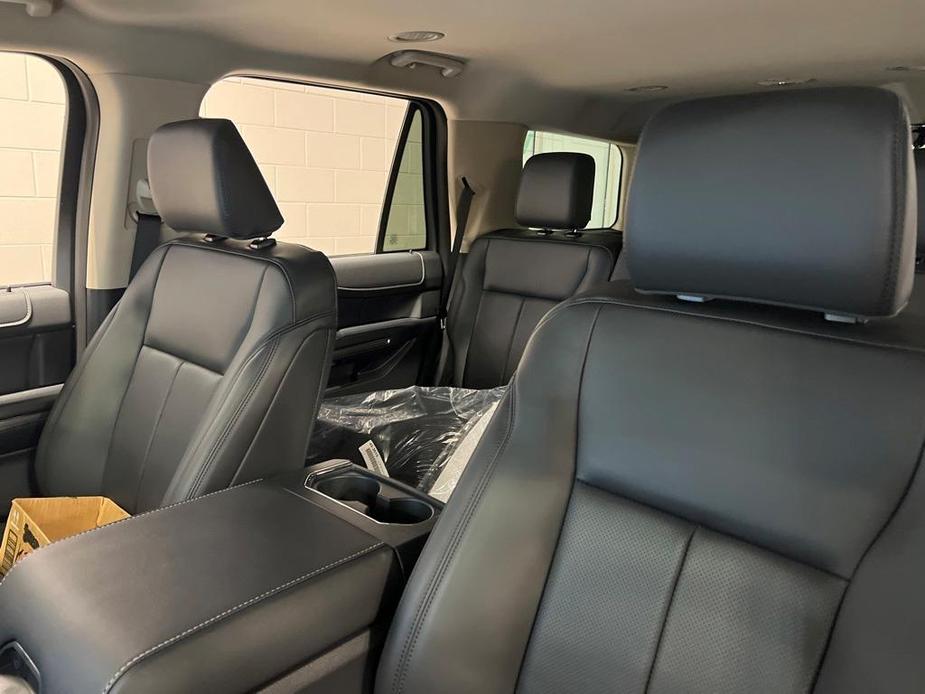 new 2024 Ford Expedition car, priced at $55,192