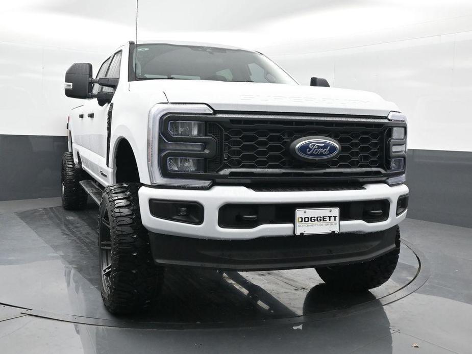 new 2024 Ford F-250 car, priced at $73,878