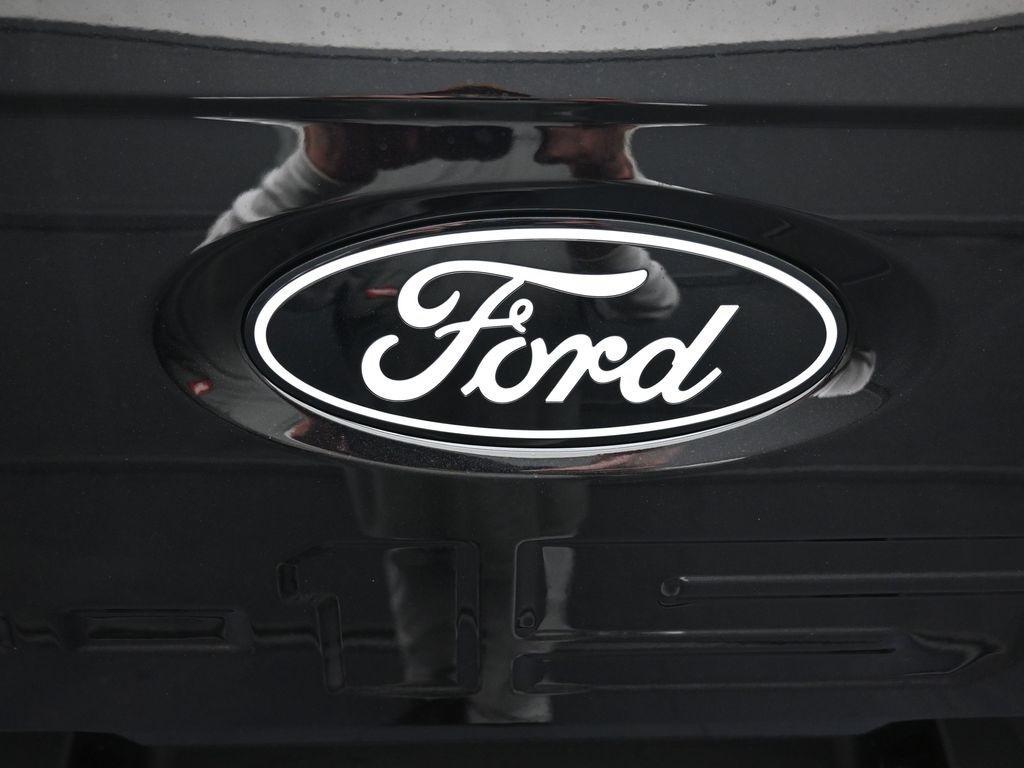 new 2025 Ford F-150 car, priced at $50,909