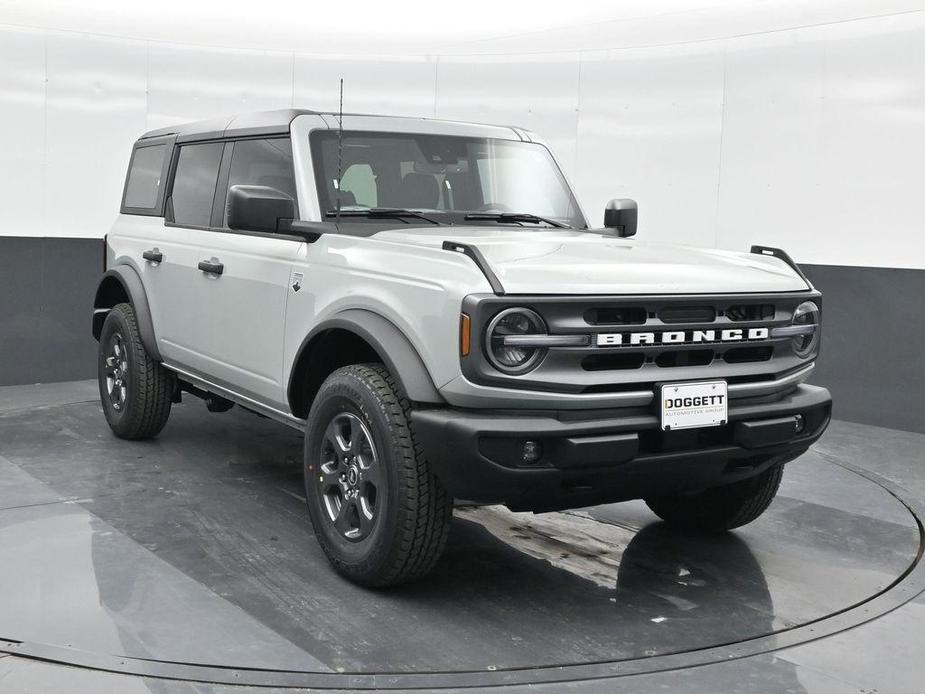 new 2024 Ford Bronco car, priced at $44,410