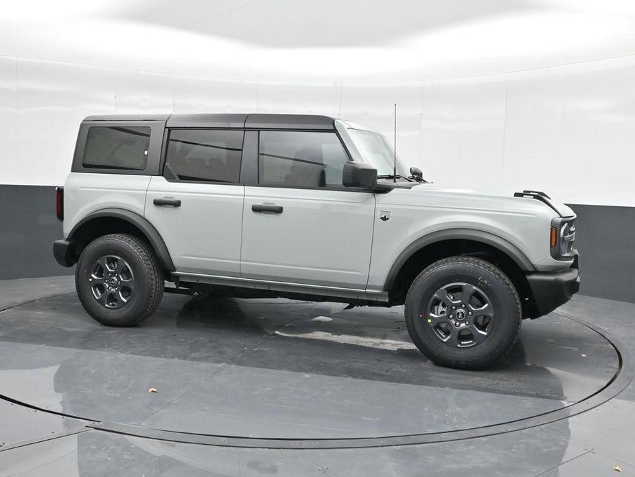 new 2024 Ford Bronco car, priced at $44,410