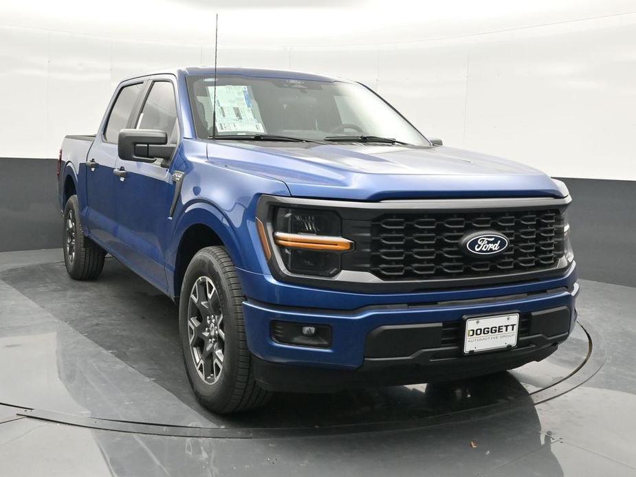 new 2024 Ford F-150 car, priced at $39,532