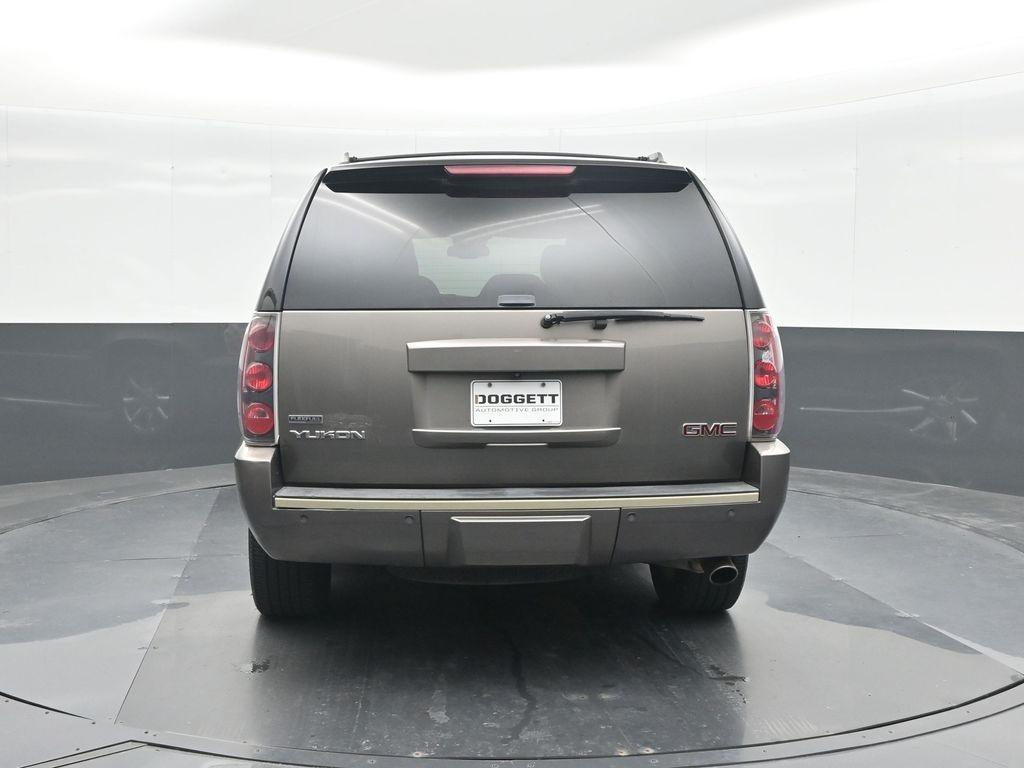 used 2012 GMC Yukon car, priced at $13,750