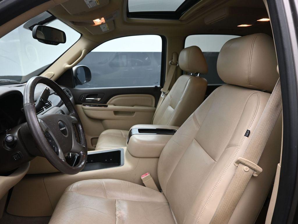 used 2012 GMC Yukon car, priced at $13,750