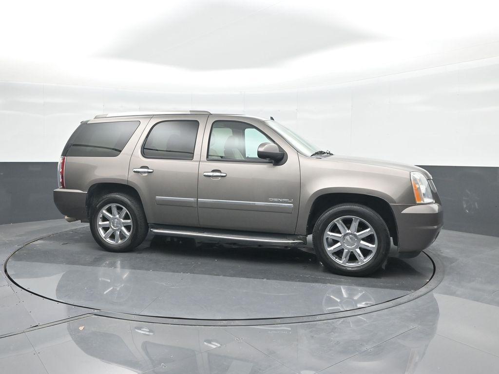 used 2012 GMC Yukon car, priced at $13,750