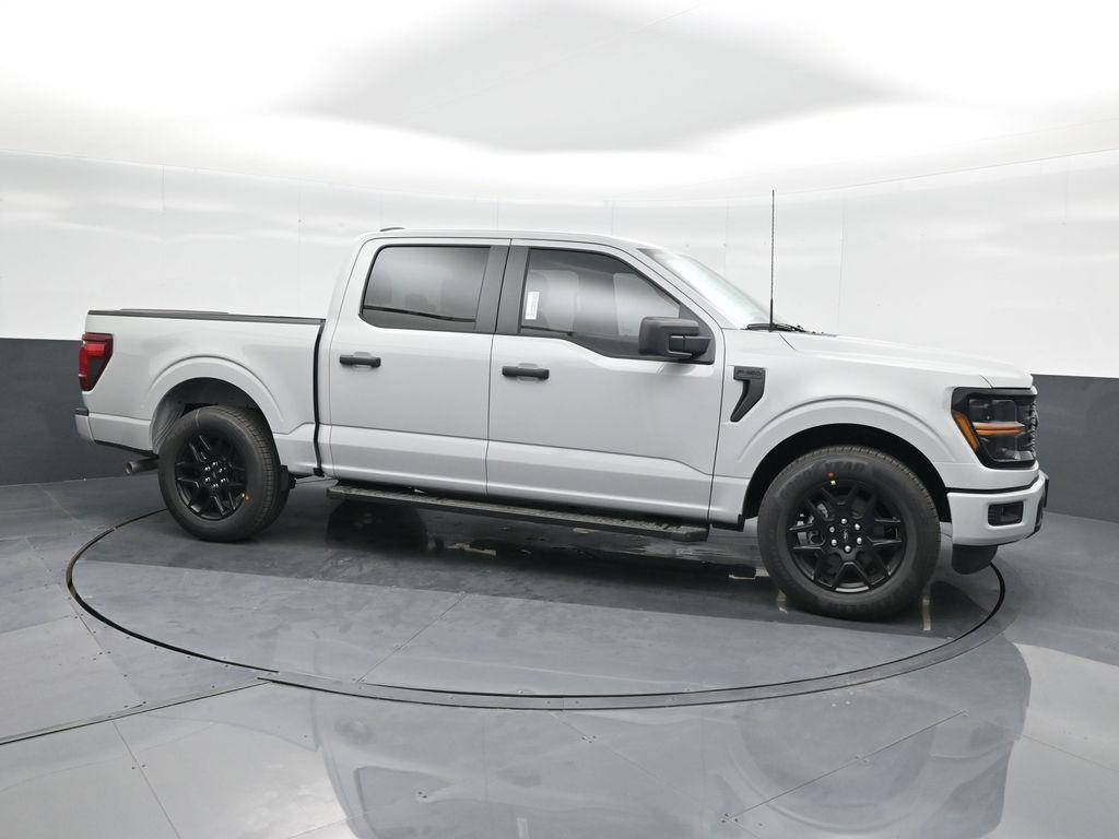 new 2024 Ford F-150 car, priced at $41,395