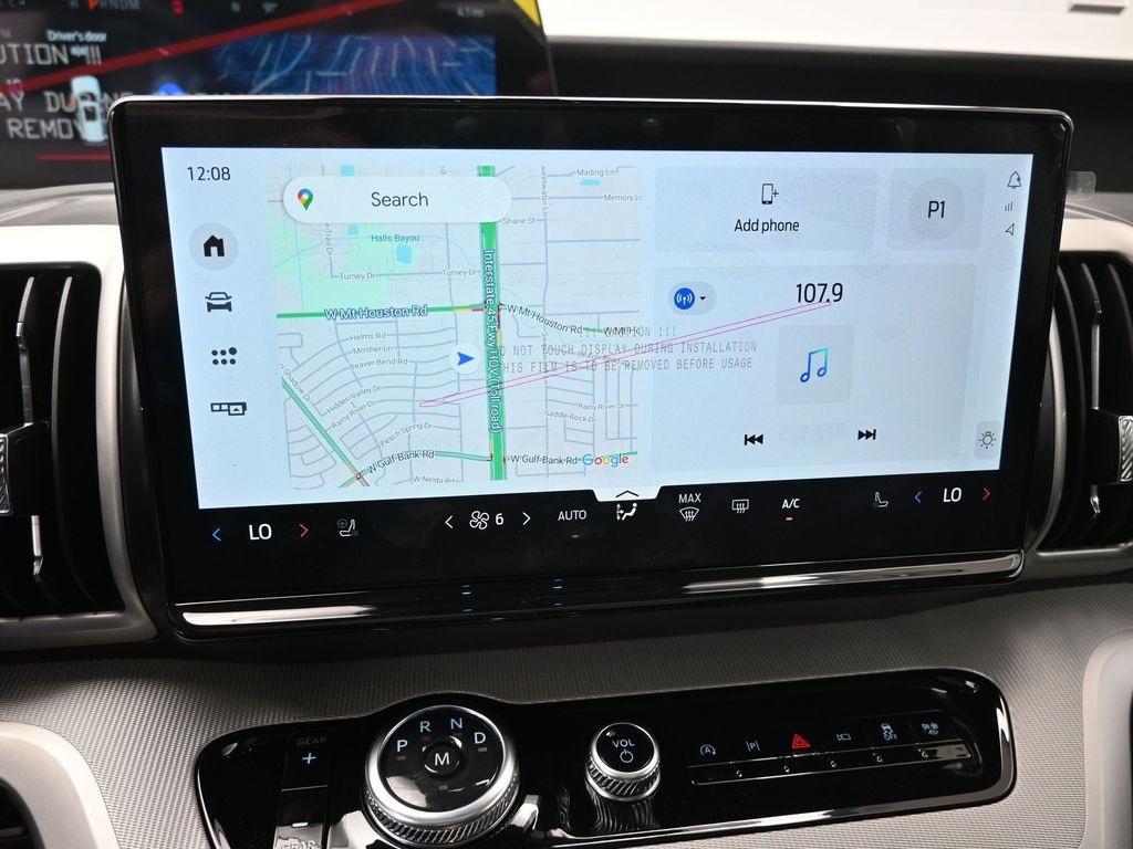 new 2025 Ford Expedition car, priced at $66,076