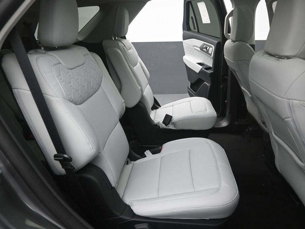 new 2025 Ford Explorer car, priced at $54,245