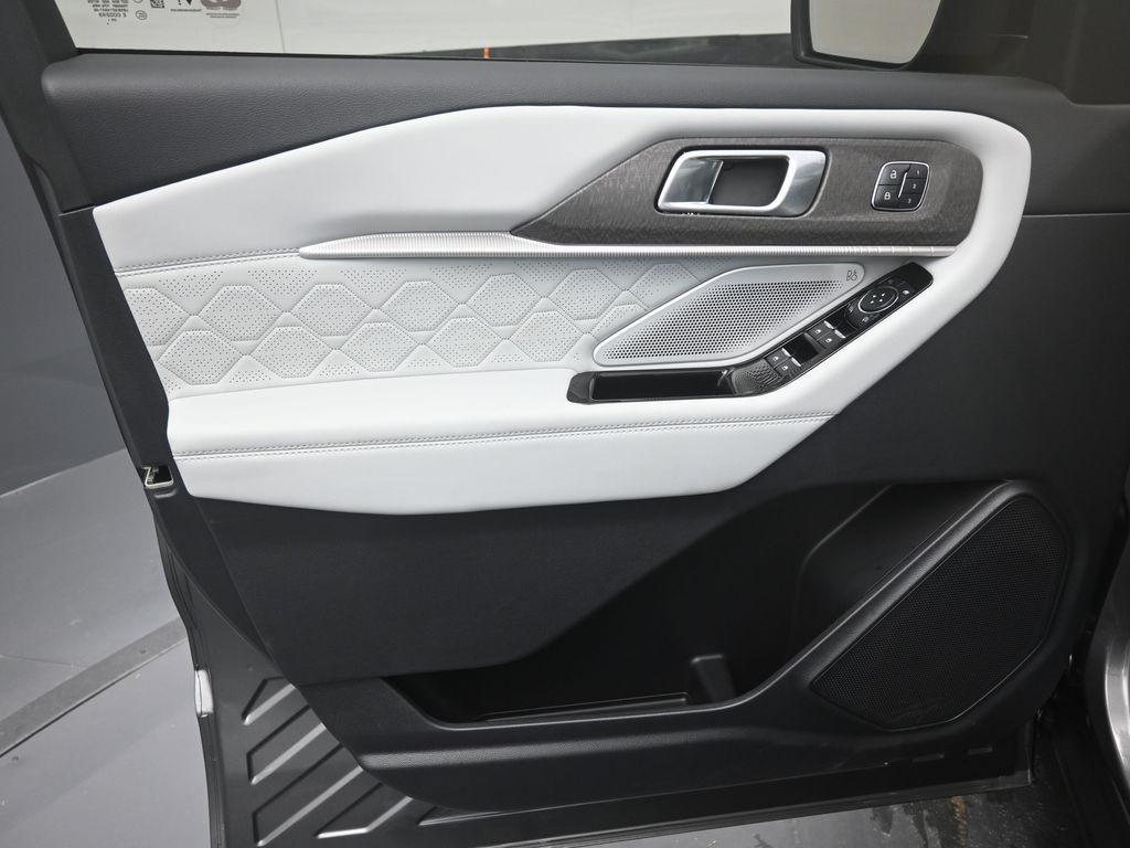 new 2025 Ford Explorer car, priced at $53,495