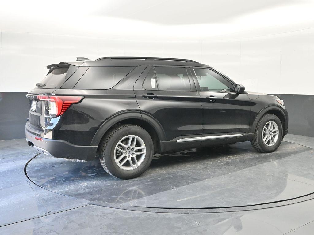 new 2025 Ford Explorer car, priced at $39,621